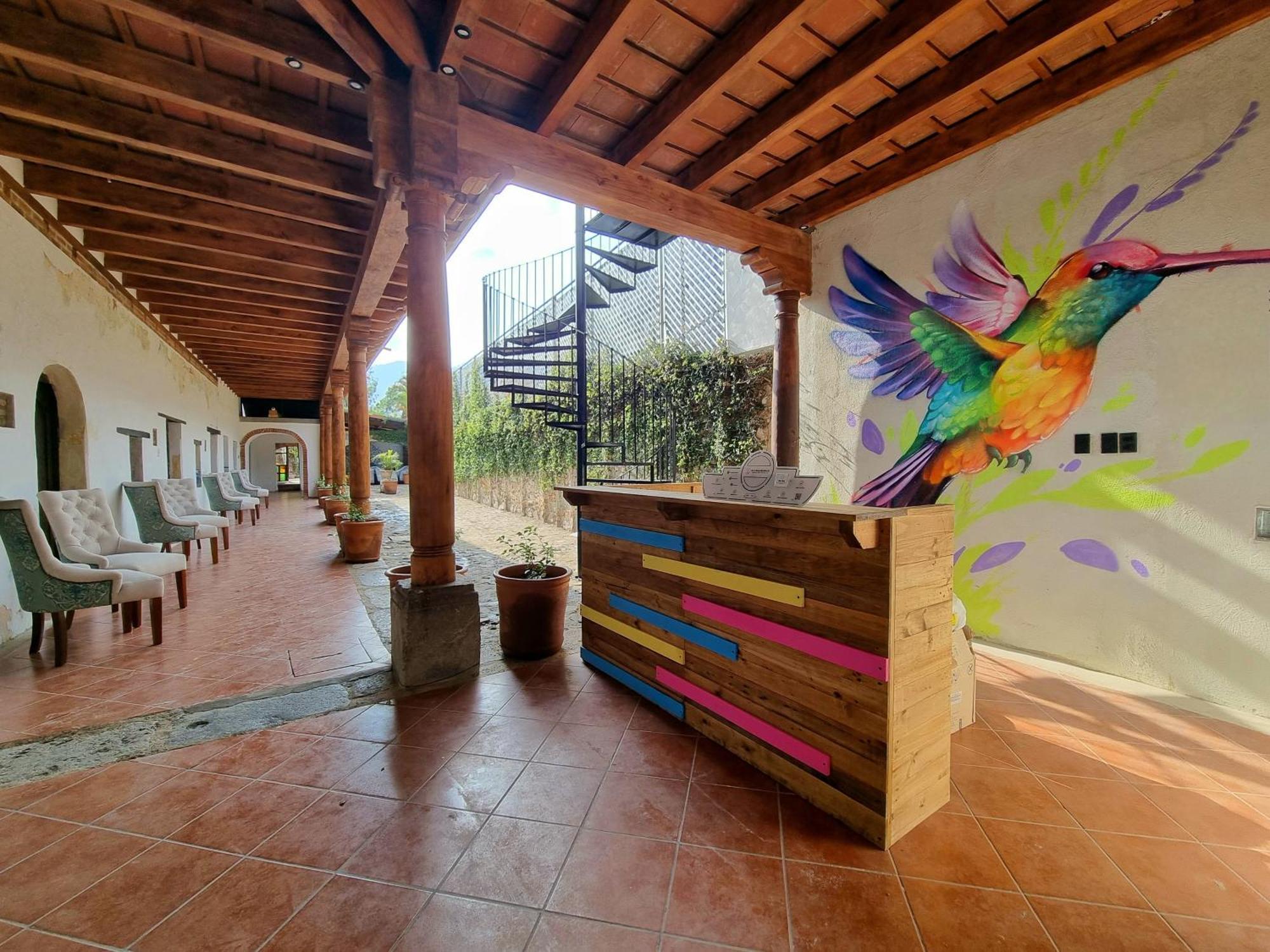 Central Hostel San Sebastian Antigua Εξωτερικό φωτογραφία