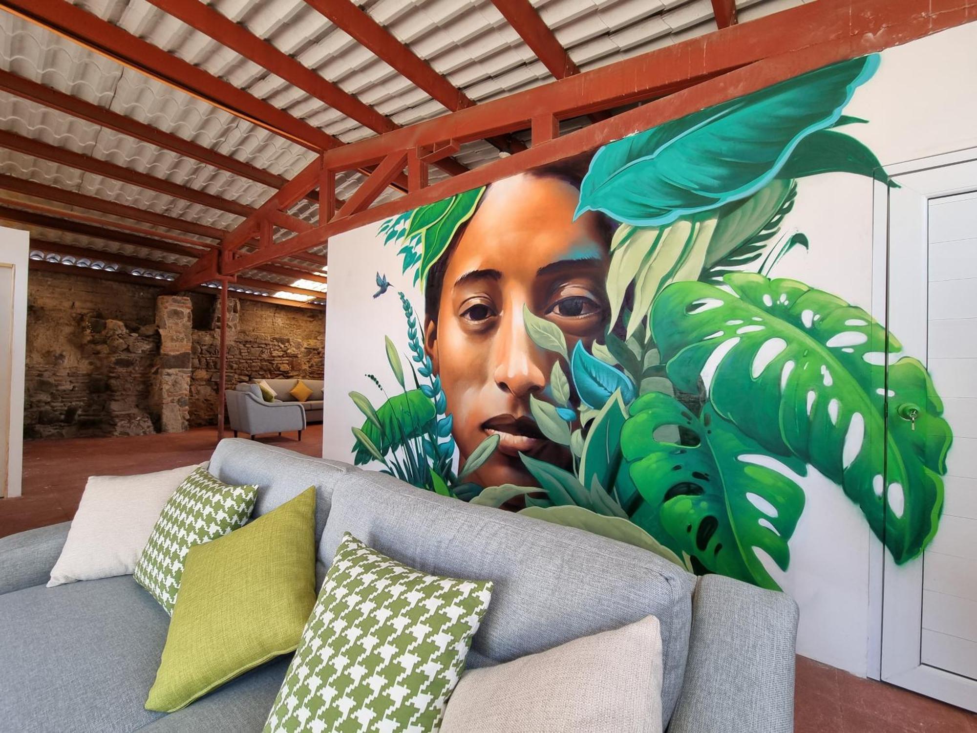 Central Hostel San Sebastian Antigua Εξωτερικό φωτογραφία